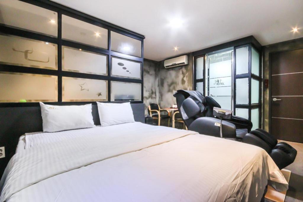 Chilgok M7 Business Hotel מראה חיצוני תמונה