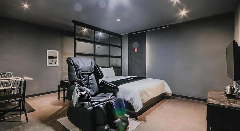 Chilgok M7 Business Hotel מראה חיצוני תמונה