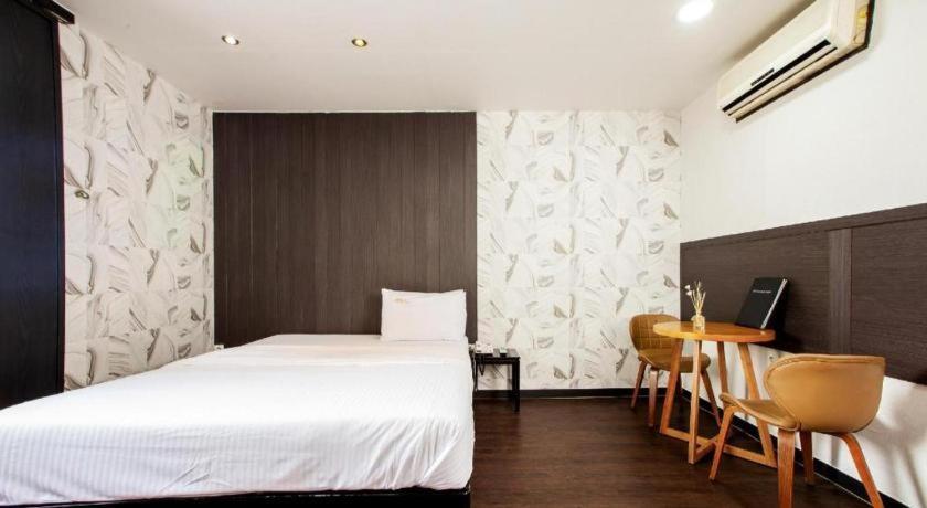 Chilgok M7 Business Hotel מראה חיצוני תמונה
