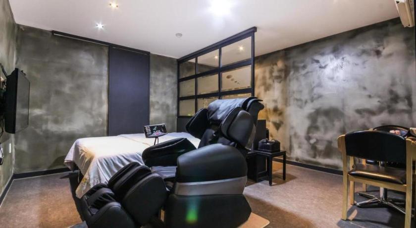 Chilgok M7 Business Hotel מראה חיצוני תמונה