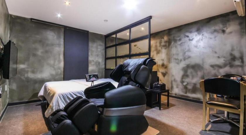 Chilgok M7 Business Hotel מראה חיצוני תמונה